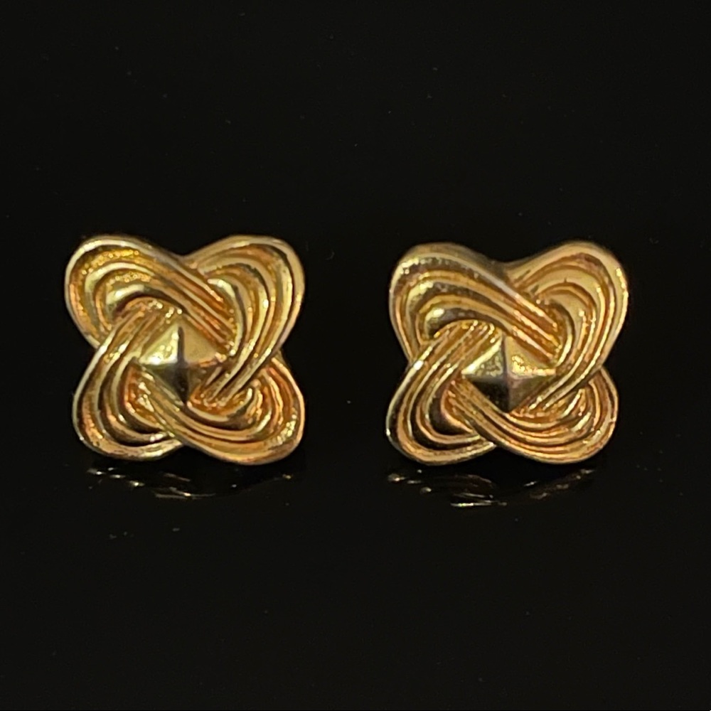 ✨Vintage Signed Avon Gold Stud Earrings